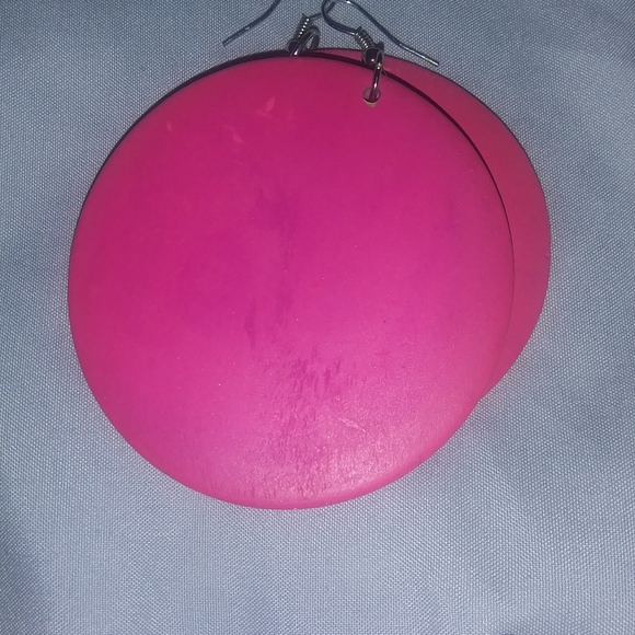 Earrings - Picture 13 of 16